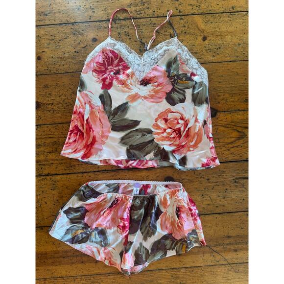 Lilac + London Pajama Set - Picture 1 of 10